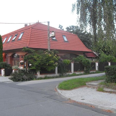 Arco Penzion Ostrava Exterior photo